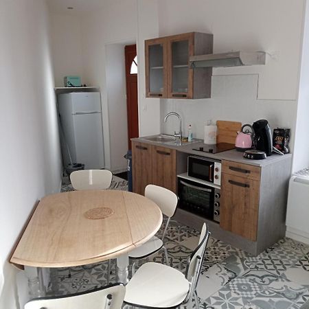 Appart Proche Toutes Commodites Souvigny Экстерьер фото