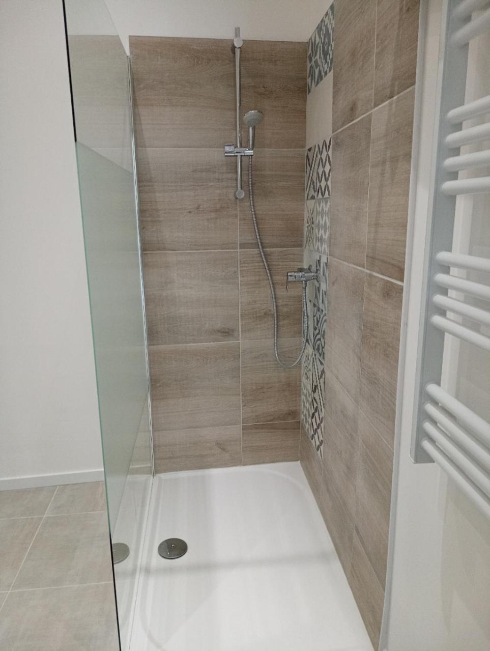 Appart Proche Toutes Commodites Souvigny Экстерьер фото